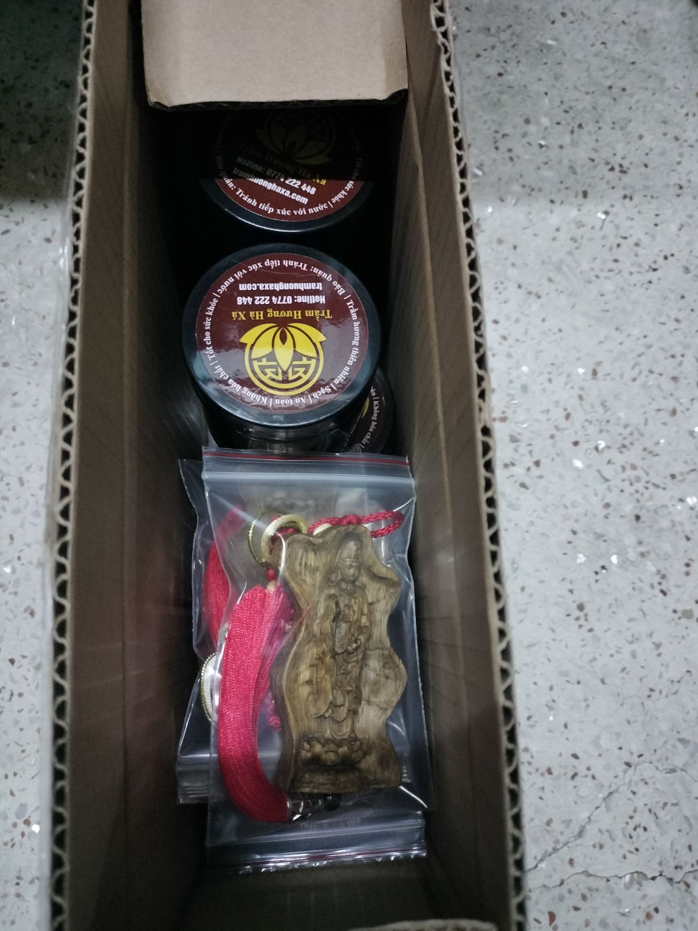 đóng gói rất kĩ lưỡng, rất hài lòng về vòng tay