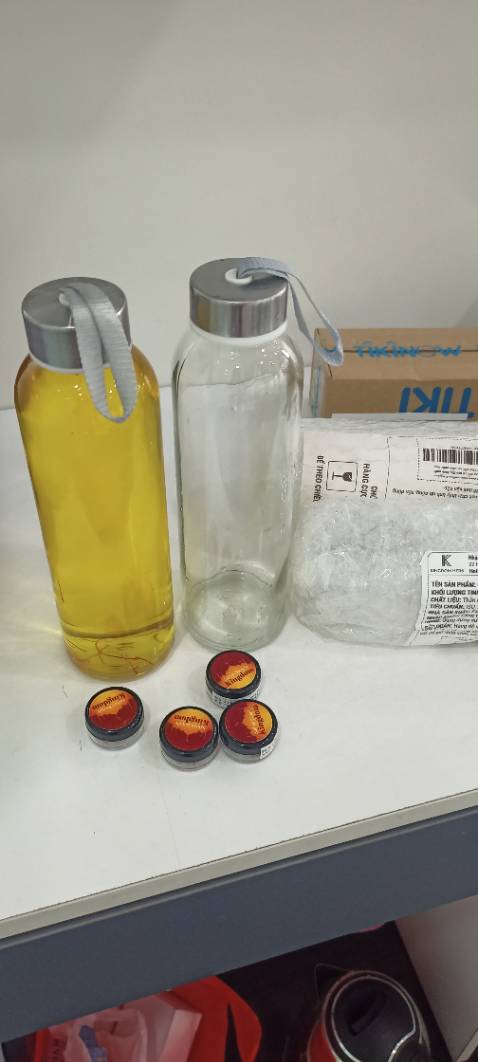 Cảm ơn shop rất nhiều, rất hài lòng về shop , sản phẩm đúng hàng chính hãng, pha với nước ấm cho thêm mật ông uống rất tốt cho sức khỏe, đẹp da ...thơm lắm luôn, sẽ tiếp tục ủng hộ shop