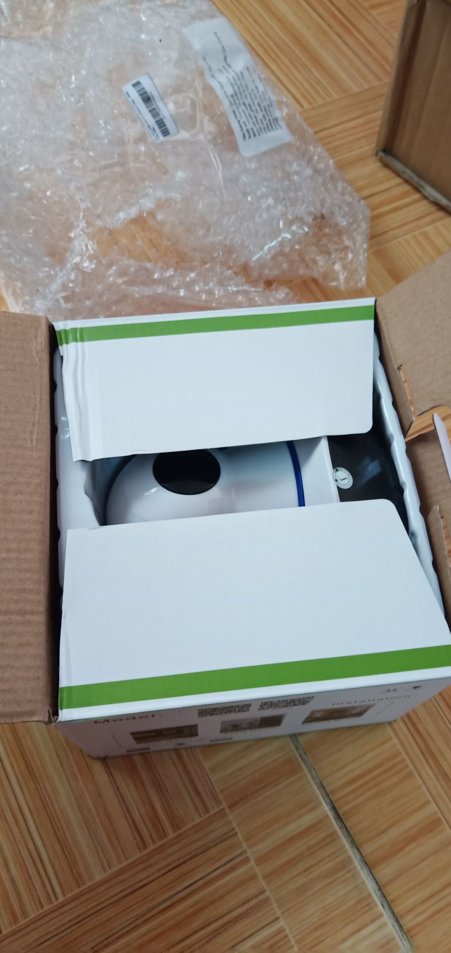 Tạm ổn. SP nên mua ít thì được,mua từ 2 cái là sẽ khác mẫu.