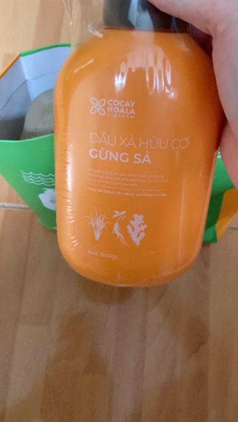 Thấy review nên mua dùng thử xem ntn.  Mình đã dùng và quay lại đây đánh giá. Thực sự mình tìm rất nh dầu gội r nhưg gội cặp này thì ok lắm luôn. Tóc mềm, ko ngứa, và lâu bết. Nên mua nha các bạn Thấy review nên mua dùng thử xem ntn.  Mình đã dùng và quay lại đây đánh giá. Thực sự mình tìm rất nh dầu gội r nhưg gội cặp này thì ok lắm luôn. Tóc mềm, ko ngứa, và lâu bết. Nên mua nha các bạn