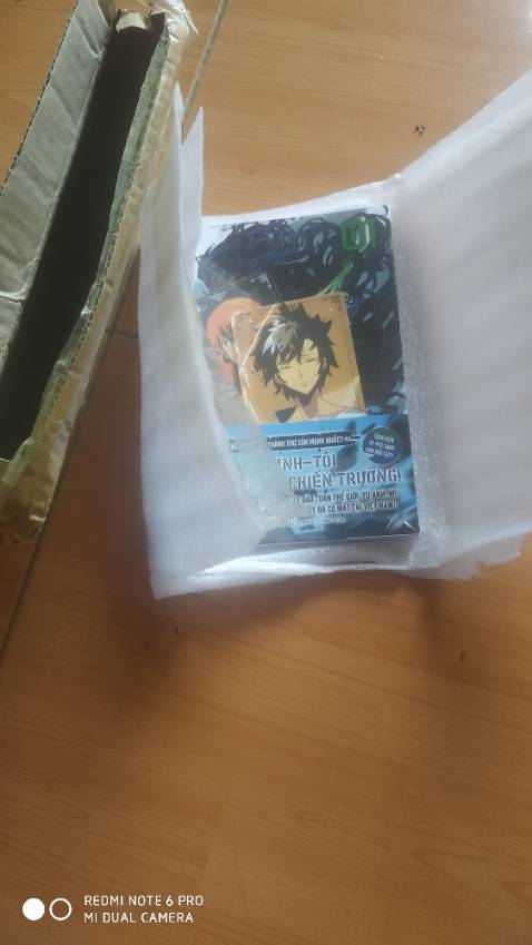 Chuyện thì ok, nhưng mỗi tội shop chắc bị sao, hàng đặt thêm là bọc sách của mình không có, nhưng shop xử lý khá ok, không cay, nhưng hơi tốn thời gian tí.