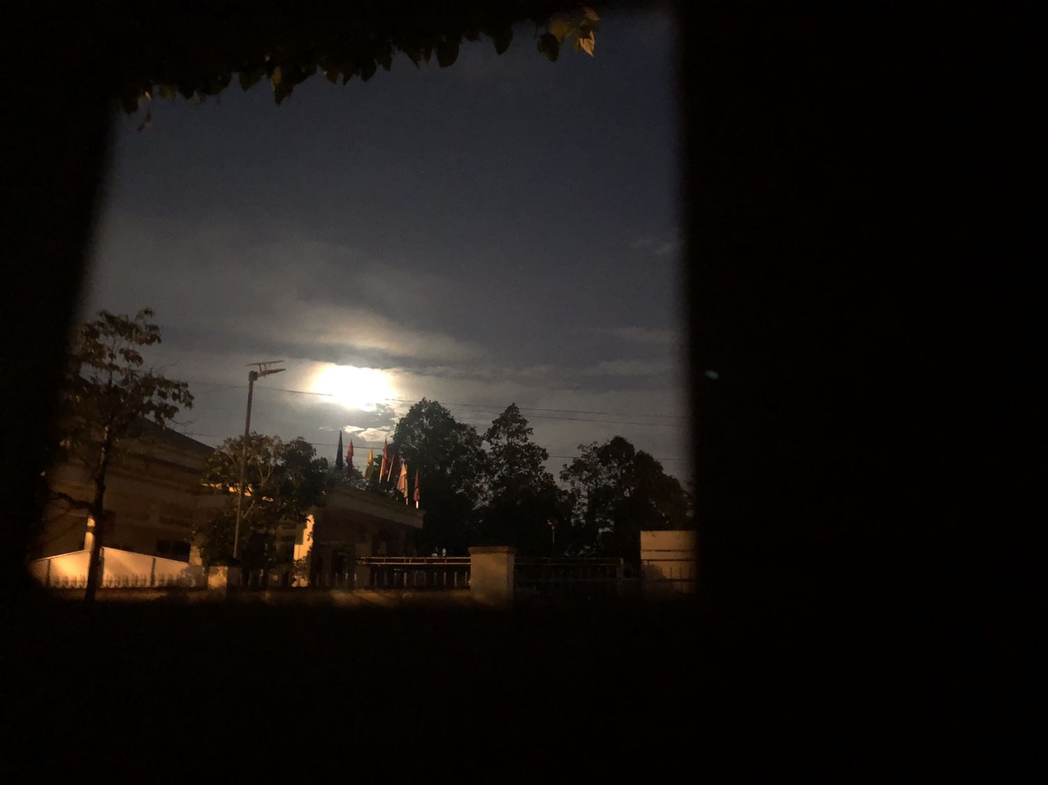 Tiện dùng. Giao nhanh, gói cẩn thận. Có thể mua.