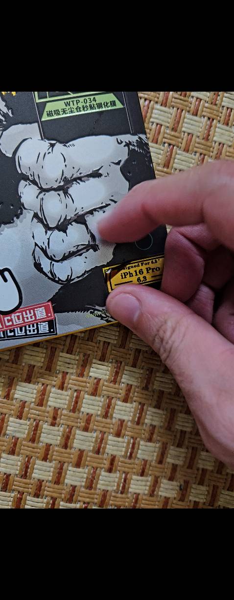 Hèn gì viền đen nó che mất cái màn hình, chán thật sự. Hèn gì viền đen nó che mất cái màn hình, chán thật sự.