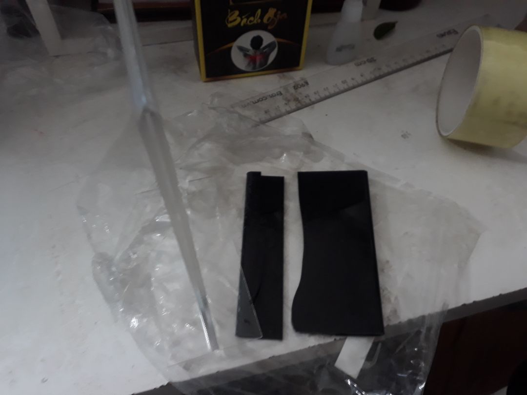 vận chuyển hay thế nào làm vỡ đế 1 cái bảng