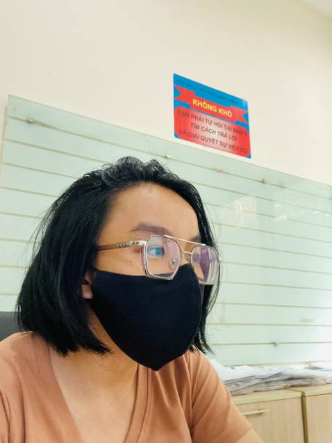 mình mua 12 cái khá ok.  giao nhanh. vải mềm, ko khô rác. giặt sạch sài lại được nhiều lần. màu đen nhìn cũng đẹp và thời trang hơn các màu khác. 
đeo khi đi gym cũng được. đang tính nhà còn ai thích nữa thì mua thêm để tặng.
mỗi tội đóng gói mỗi cái khẩu trang là 1 bao nhựa. hơi phí. đóng chung vào 1 bao cũng dc. mình mua 12 cái khá ok.  giao nhanh. vải mềm, ko khô rác. giặt sạch sài lại được nhiều lần. màu đen nhìn cũng đẹp và thời trang hơn các màu khác. 
đeo khi đi gym cũng được. đang tính nhà còn ai thích nữa thì mua thêm để tặng.
mỗi tội đóng gói mỗi cái khẩu trang là 1 bao nhựa. hơi phí. đóng chung vào 1 bao cũng dc.