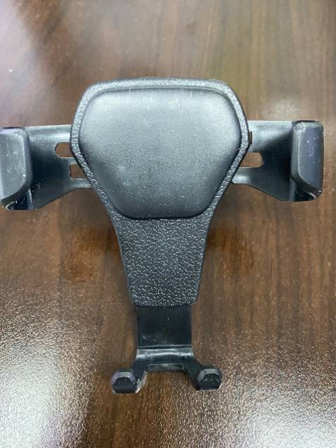 Shop giao sản phẩm không đúng hình ảnh, sản phẩm ố bẩn, ốc rỉ sét.