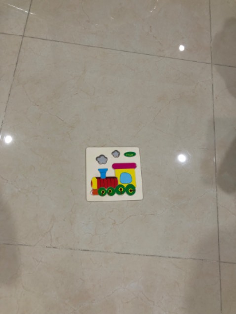 Lần đầu giao hàng sai, nhưng sau khi mình liên hệ shop thì shop đã giao lại đúng hàng mình đặt.