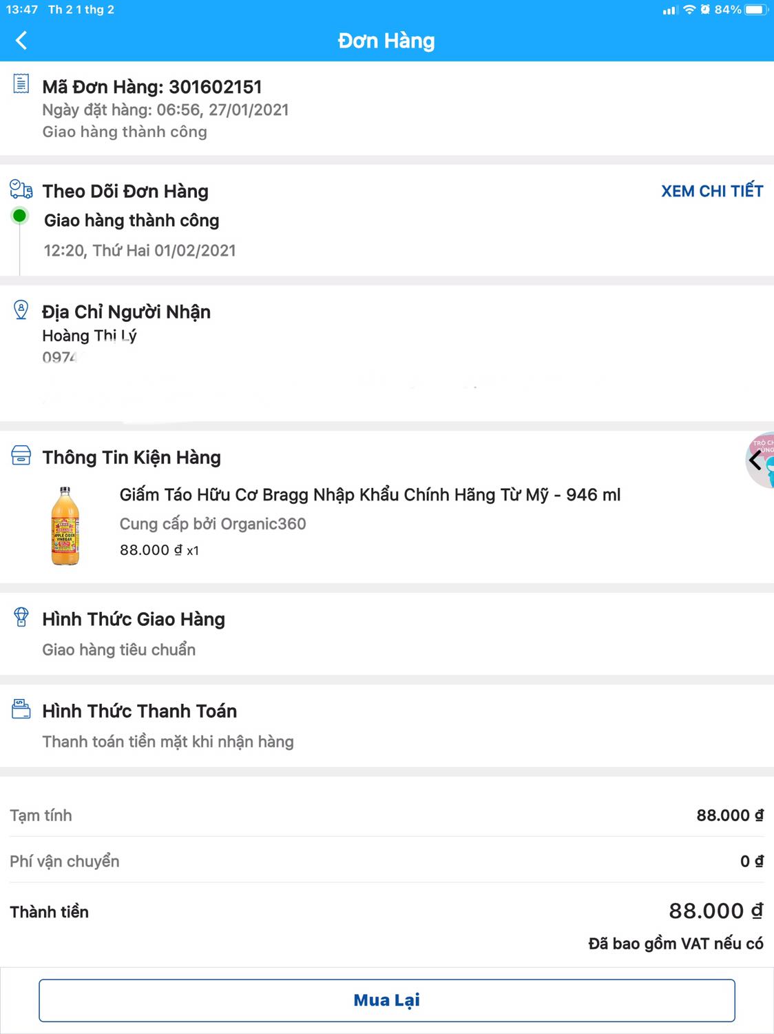 Rất hài lòng với sản phẩm này. Người bán đóng gói rất cẩn thận (2 lớp hộp giấy bìa dày, 1 lớp giấy báo, 1 lớp xốp. Chai giấm làm bằng chai thuỷ tinh. Nhìn màu chai giấm biết là đã lên men khá lâu, mở chai mùi giấm có mùi thơm nhẹ, nồng độ axit cao. Mình sử dụng giấm táo đã lâu. Nhưng mình hay mua của VietHealthy (công ty của cô Trần Bích Hà - tác giả bộ sách Sức khoẻ trong tay bạn) với giá 89k/túi 1 lít. Sau đó mình tự làm giấm táo để sử dụng. Mình biết giấm táo của Bragg đã lâu nhưng giá cao nên ko mua. Hôm 27/1/2021, chai giấm bragg 946 ml này sale còn 88k, miễn phí vận chuyển nên mình đặt mua luôn.