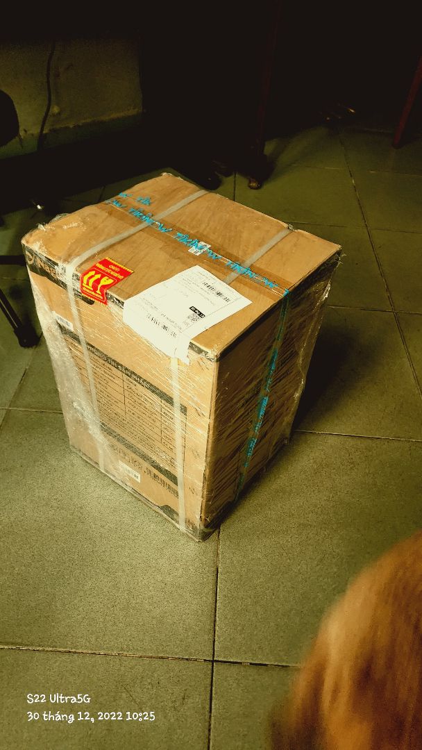 Máy chạy rất êm và khóa nóng trẻ em rất hay. Độ lạnh nên gọi mát lạnh nhẹ.Độ nóng đủ pha cafe gói và nấu mì. Túm lại là ngon hơn mong chờ.
cảm ơn Tiki