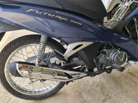 Xe rất tiết kiệm xăng. Kiểu dáng tạm ổn trong tầm giá. Tuy nhiên đề nghị cửa hàng cần kiểm tra bề ngoài xe kỹ trc khi giao cho khách hàng. Xe mình lấy về mới phát hiện bị móp cái cản pô xe