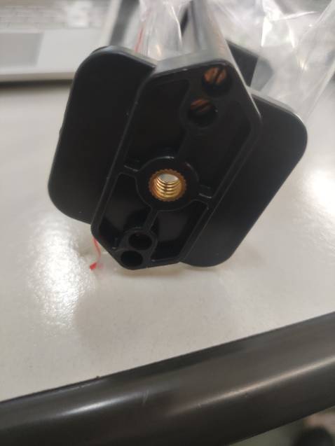 Không có bộ chuyến từ máy ảnh với đế làm sao dùng !