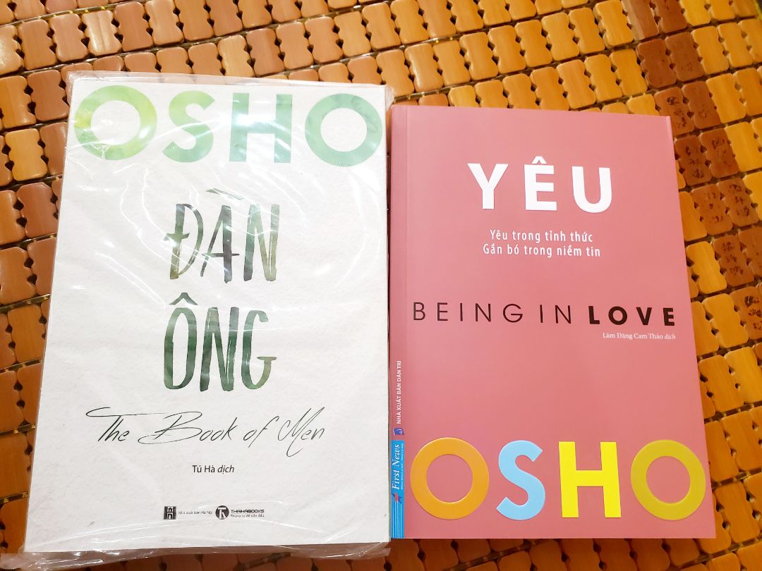Đặt hôm t7 sáng sớm Cn đã nhận hàng rồi. Giao hàng siêu nhanh, bọc gói cẩn thận. Sách của tác giả Osho thì quá nổi tiếng rồi ạ. Mình mua 3q, đọc xong sẽ quay lại review ạ