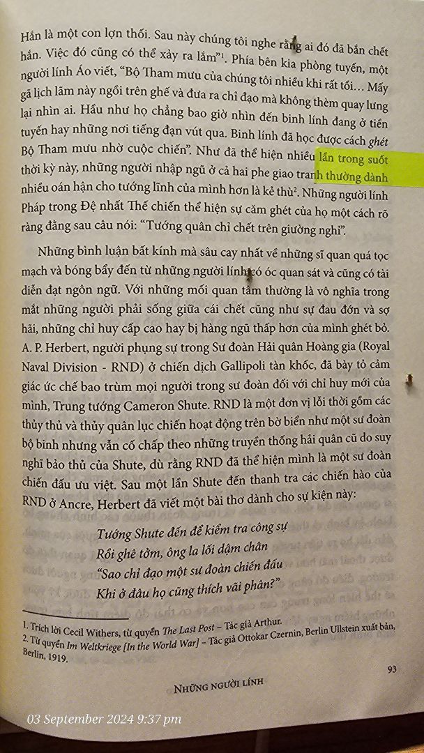 Một chủ đề hẹp về người lính. Rất nhiều câu chuyện thật và điểm giống nhau giữa những người lính ở các phe phái và quốc gia khác nhau nhưng rất giống nhau. Có những sự thật khủng khiếp mà nếu bên ngoài nhìn vào không thể hiểu nổi như việc sống chết, giết người, nhân đạo . . . Một quyển sách hay