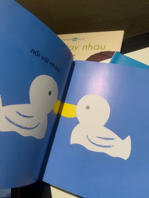 Sách đẹp hình vẽ rõ ràng câu chữ đơn giản. Sẽ quay lại mua tiếp, thấy sách tốt