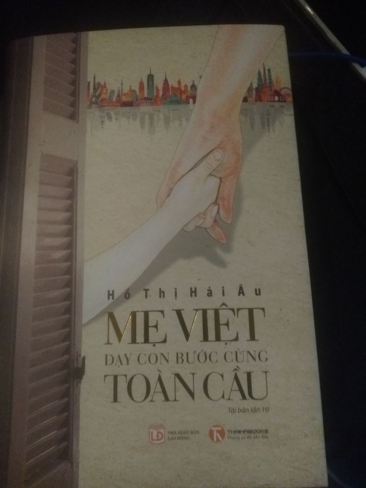 Sách đẹp, đóng cẩn thận. Tiki giao hàng nhanh. Mình rất hài lòng.