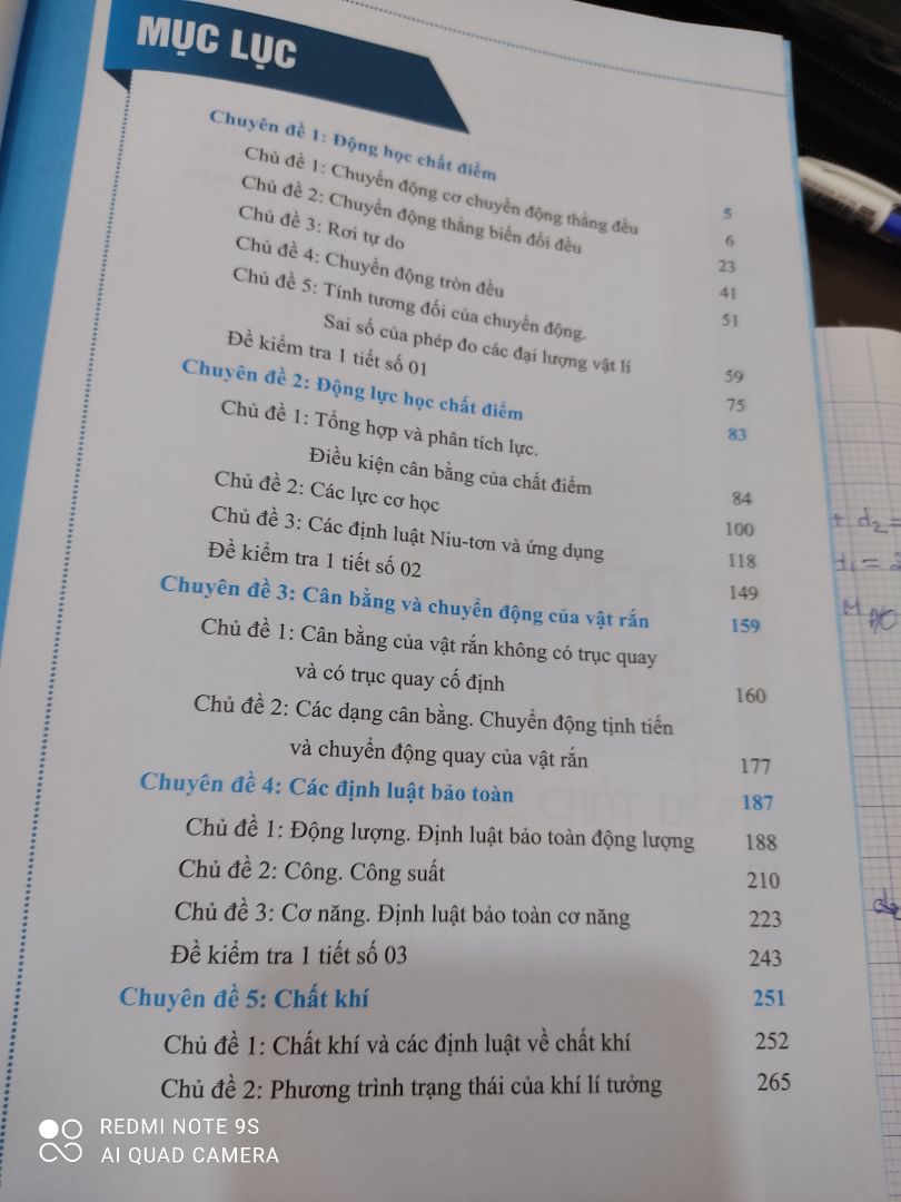 sách hay, nội dung được chia thành từng phần dễ xem và học tập, có tóm tắt kiến thức và 1 vài bài tập minh hoạ tập trung về 1 vấn đề. Có phần chú ý.