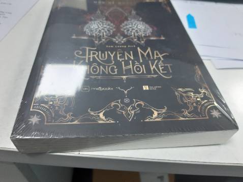 Chiết khấu cao; Sách nguyên vẹn, có vài lỗi móp nhỏ nhưng không đáng kể; Cần cải thiện cách đóng gói phù hợp và chắc chắn hơn