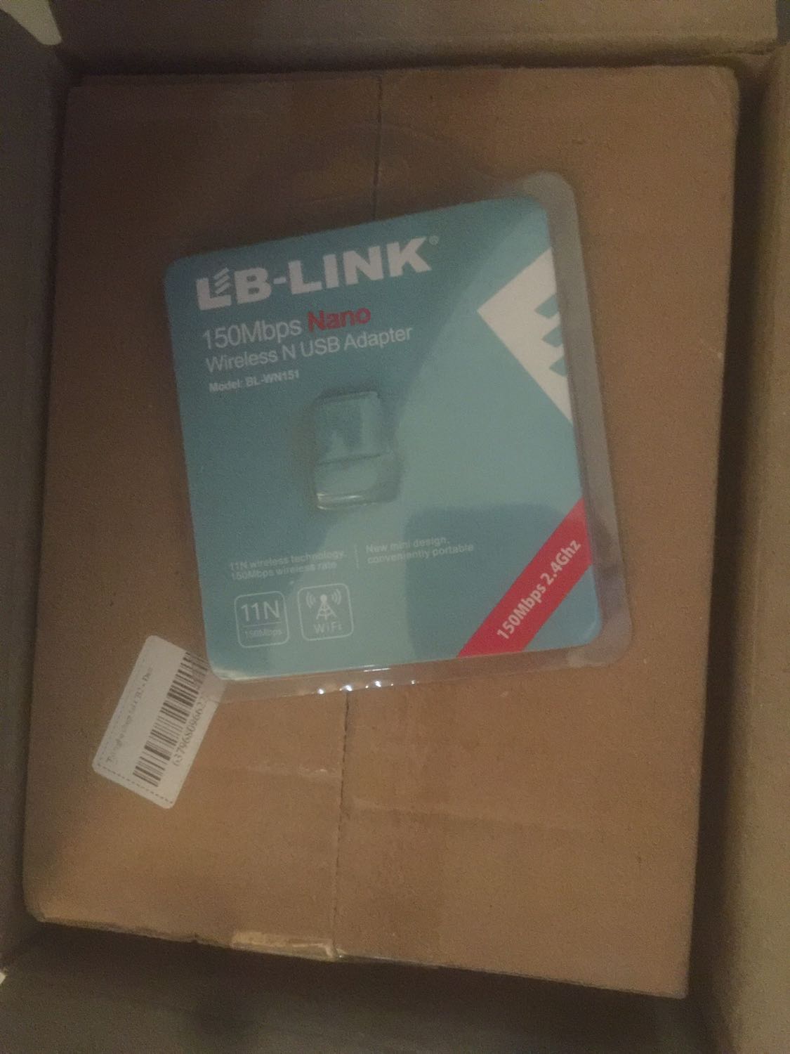*** đảo nhé anh em. Đừng bao giờ mua. Quá thất vọng luôn. Kho hàng Hà Đông 02. Giao Tiki Now, giao được đúng cái vỏ, cái usb thì chẳng thấy. Đợi mãi chưa thấy phản hồi hỗ trợ từ Tiki.