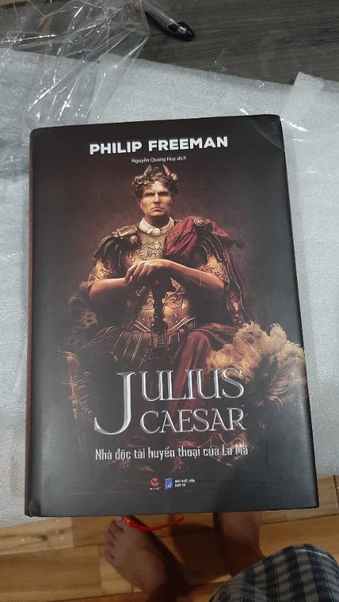 Bọc sách ko kỹ làm móp ở cạnh