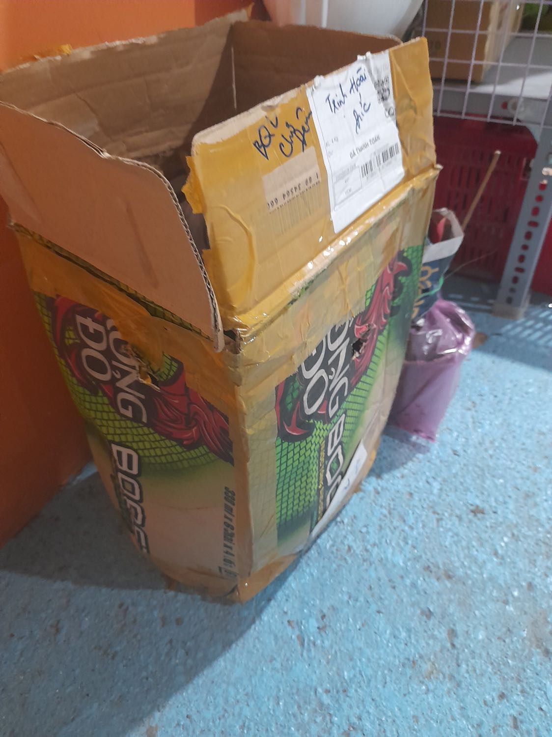 Hàng đóng gói kỹ, đi đường xa vẫn nguyên vẹn. Cây mình chưa trồng nhưng chắc ổn. Shop tư vấn nhiệt tình, giao hàng nhanh.