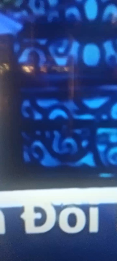 Máy mới mua về bật âm lượng 30 mà loa đã rè, báo đổi trả từ ngày 9/2 tới nay cả tuần mà k thấy ai liên lạc. Hazz