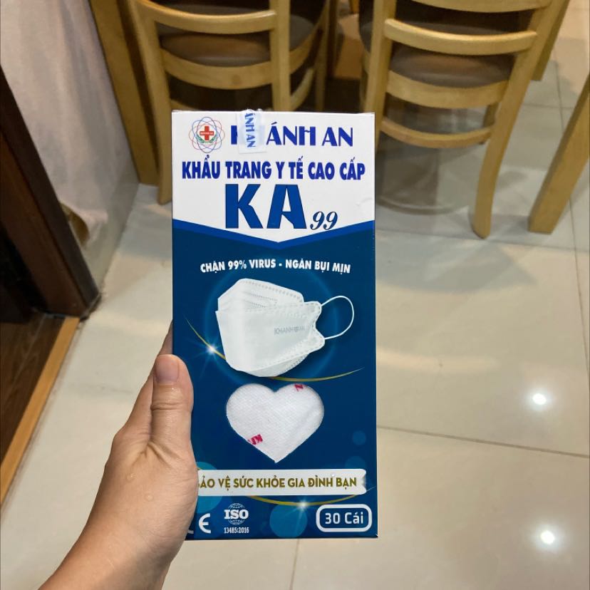 Khẩu trang đẹp, chất lượng lắm nha. Còn được tặng quà nữa. Cảm ơn shop