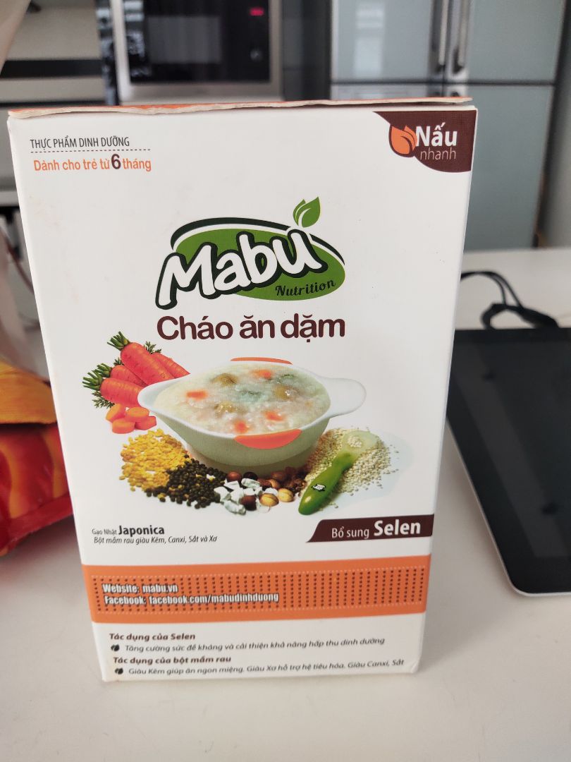 thấy nhà mẹ vợ hay mua dùng cho cháu nên mua theo. chắc dùng ổn thì mẹ mới mua liên tục. giao hàng cũng tạm ổn. nhanh hơn mùa dịch.