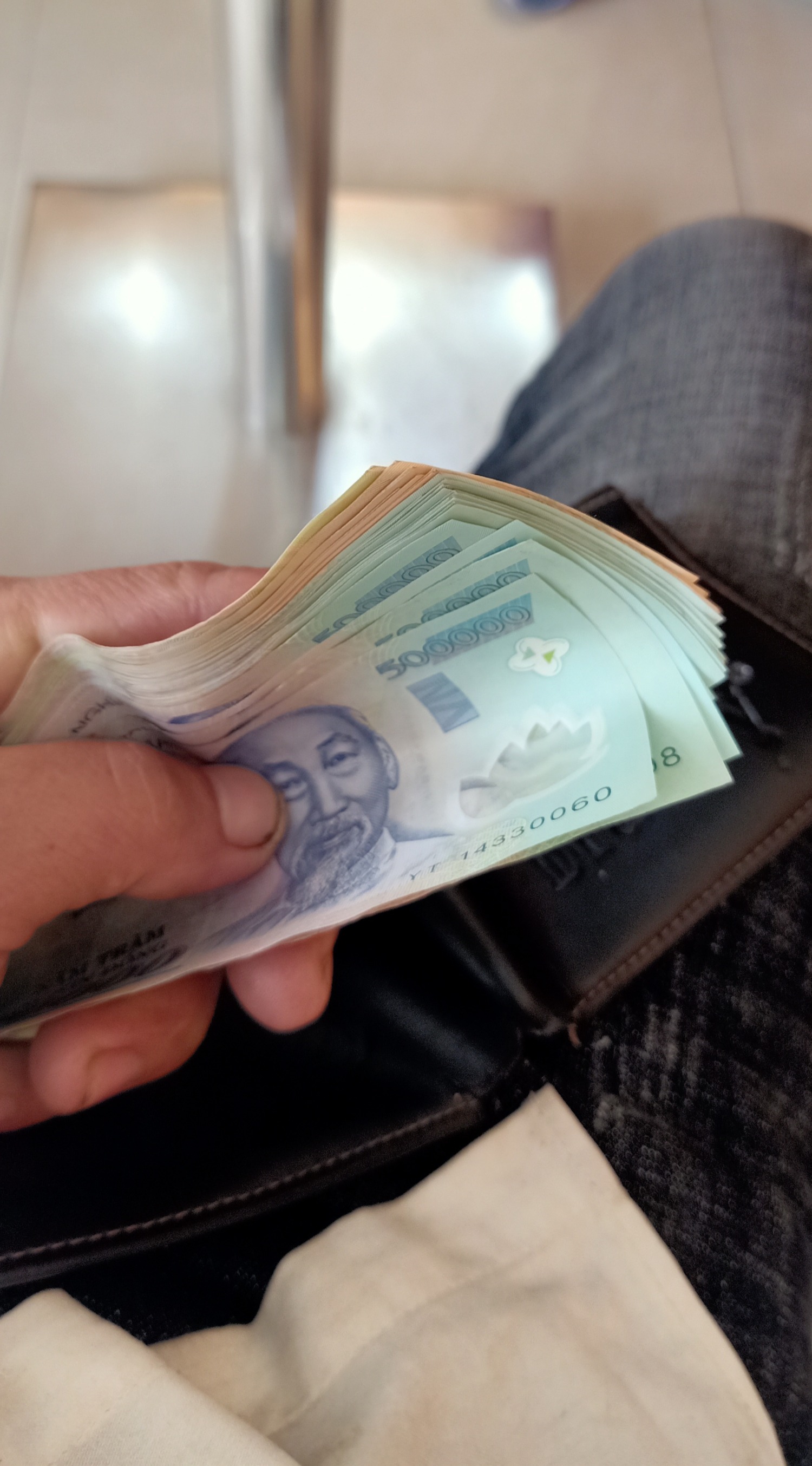 Ad ơi Hà Nội có hỗ trợ cho trả góp r15 v3  ko ak e muốn trả góp r15 v3