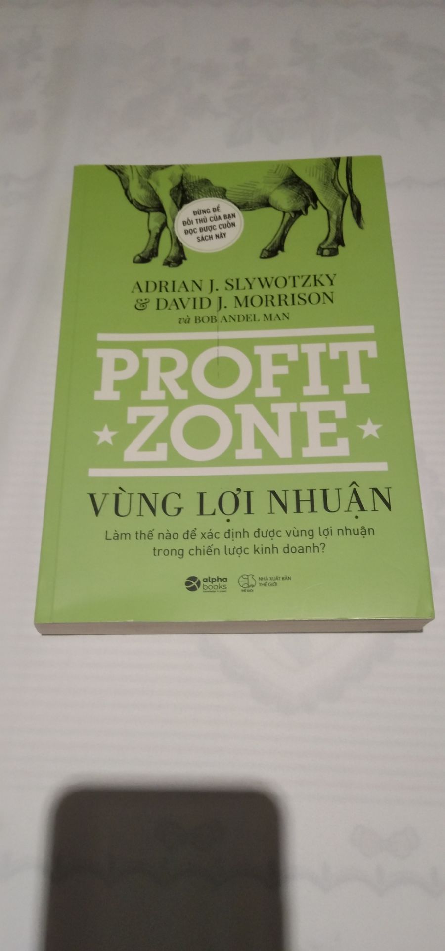 Giấy hơi mỏng, chữ in rõ ràng