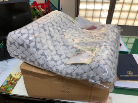 Hàng đẹp, giá tốt, giao hàng nhanh và đúng loại.