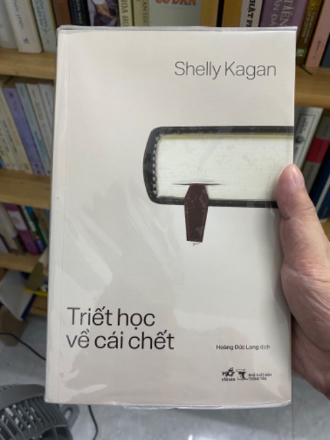 Sách đẹp, đóng gói cẩn thận. Sách rất dày mà giá rất ổn. Sách phù hợp với anh chị em thích triết học và tâm lý học, đặc biệt là anh chị em muốn tìm hiểu về cái chết theo góc nhìn triết học.