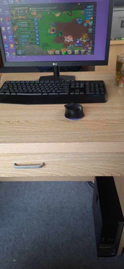 Phím bấm ok chỉ có điều tín hiệu kết nối kém. Chuột thì lag đang dùng thì đơ khoảng 10-30 giây. Phiếu bảo hành, tem mac chẳng thấy đâu nhìn như hàng Fake. Nên cân nhắc nếu dùng văn phòng gõ văn bản và xử lý việc nhẹ thì được chứ vẽ CAD thì muốn ném chuột đi