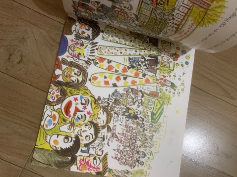 Bé nhà mình rất thích sách . Đã nua lần 3 của shop, shop đóng gói cẩn thânh và giao hàng nhanh, sách chính hãng nên mua