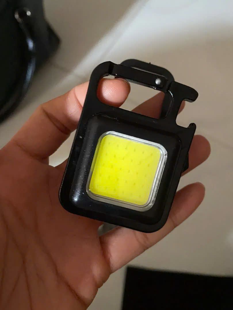 Rất tiện ích , ánh sáng tốt . Giao hàng nhanh chóng chấm 5 sao