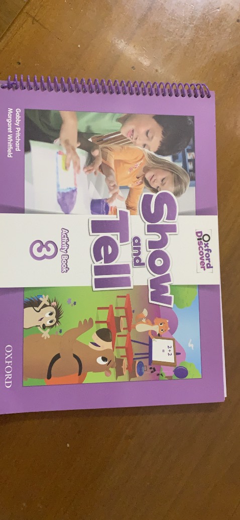 Giấy của sách khá ổn