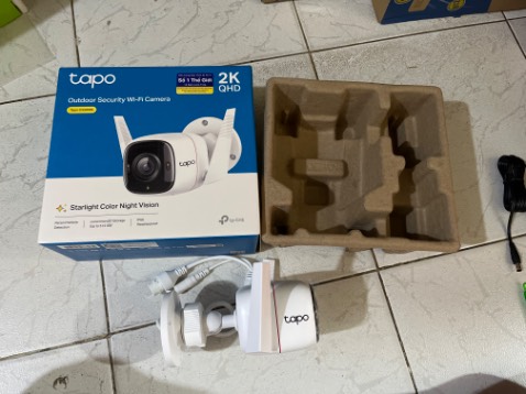 Tôi đã nhận và sử dụng sản phẩm được 1 tháng tôi đánh giá chất hình ảnh thực tế rất tốt rõ đúng như mô tả , tuy nhiên 1 tuần gần đây tôi có sử dụng chức năng đàm thoại 2 chiều thì phát hiện ra camera bị lỗi đàm thoại 2 chiều ( tôi đã test lại thực tế nhiều lần khi đứng cạnh cmaera và đăng nhập ứng dụng Tapo để gọi thì bên ngoài ko nghe gì hết , tôi cần shop liên hệ và cho địa chỉ để bảo hành sản phẩm giúp tôi qua sdt : *** ( gấp ) xin cám ơn