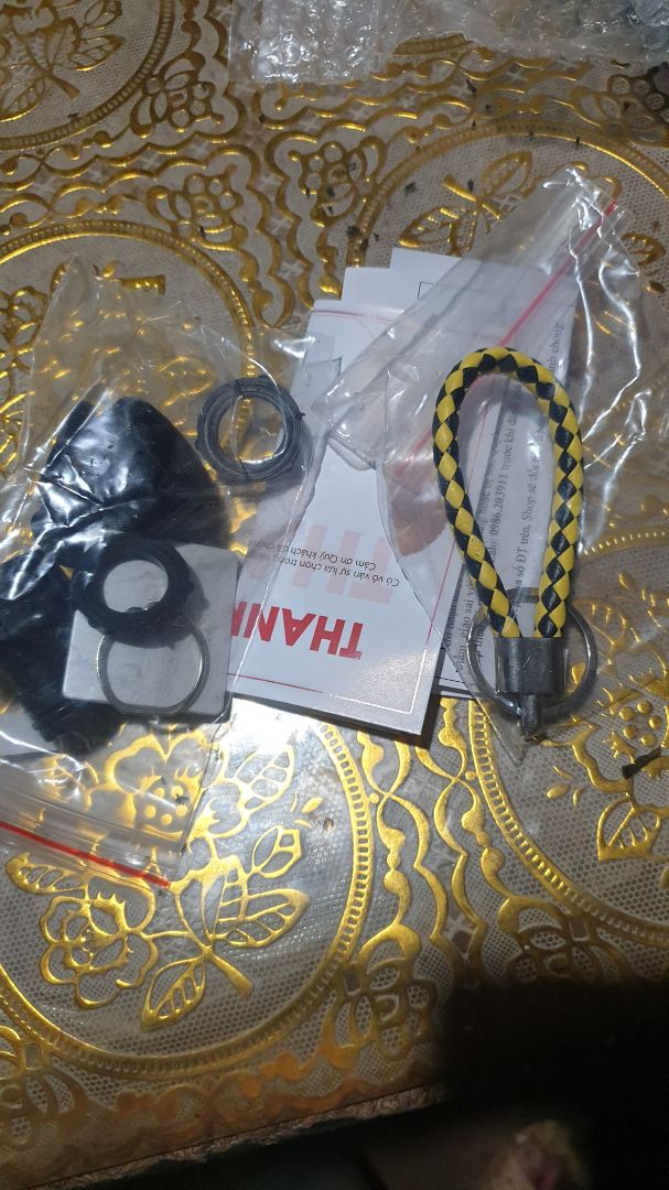 sản phẩm đẹp. chưa dùng nhưng thấy chắc chắn. nhân viên giao hàng nhiệt tình. sẽ ủng hộ tiếp.