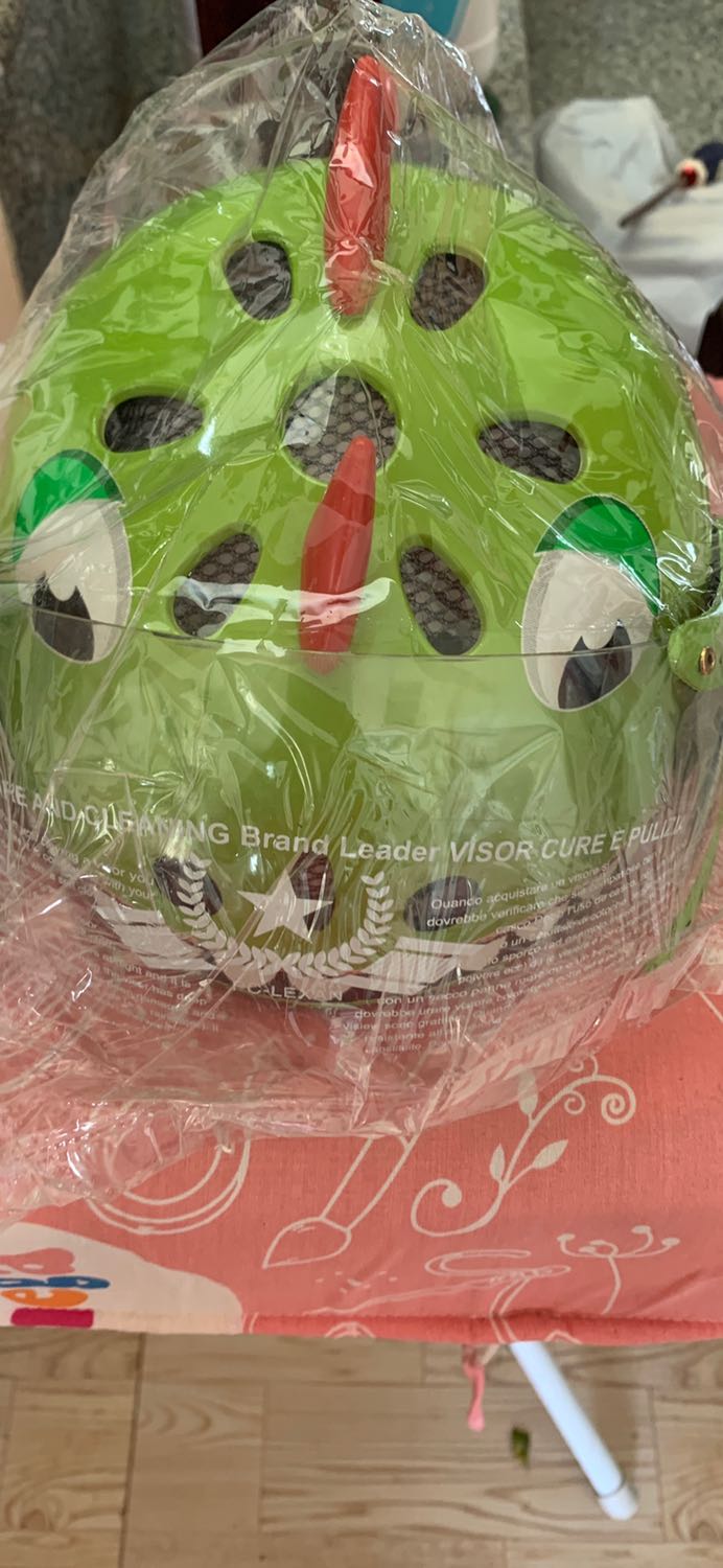 Mũ đẹp nhưng hơi mỏng.