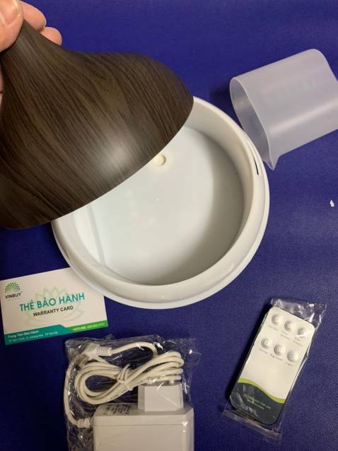 Tạo độ ẩm tốt ; phun sưong đều và mạnh lắm; không có tiếng ồn bật khi ngủ còn có đèn led đổi màu; thiết kế nhìn rất ok; phòng m hay bật điều hoà có máy này ok hẳn; đỡ khô da; cũng tốt cho e bé nhà mình; chính hãng vinbuy ; nói chung ok Tạo độ ẩm tốt ; phun sưong đều và mạnh lắm; không có tiếng ồn bật khi ngủ còn có đèn led đổi màu; thiết kế nhìn rất ok; phòng m hay bật điều hoà có máy này ok hẳn; đỡ khô da; cũng tốt cho e bé nhà mình; chính hãng vinbuy ; nói chung ok