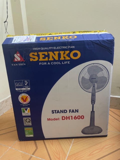 giao hàng đúng hẹn, mẫu khá đẹp, nhưng hơi mỏng manh. Tốt trong tầm giá