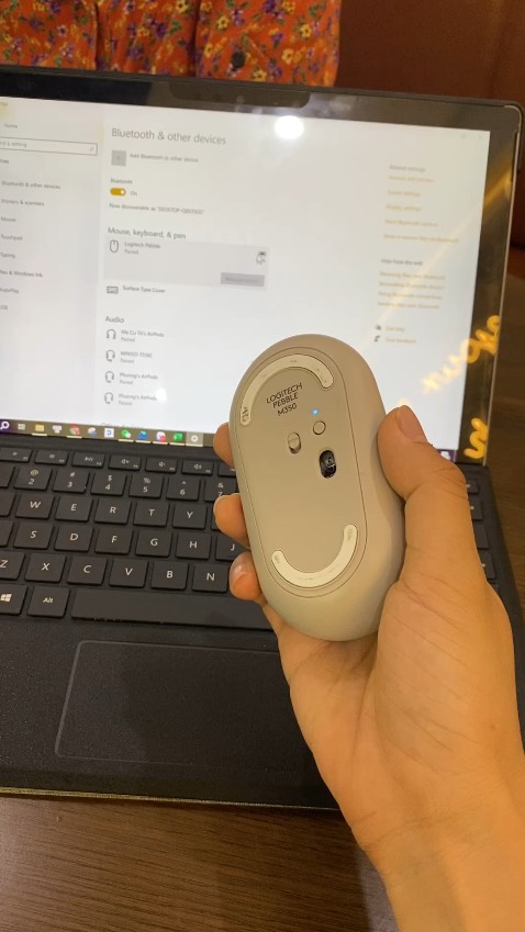 Kết nối Bluetooth rất tậm tịt. Khác hẳn các chuột trước đây mình đã dùng. Như *** vậy