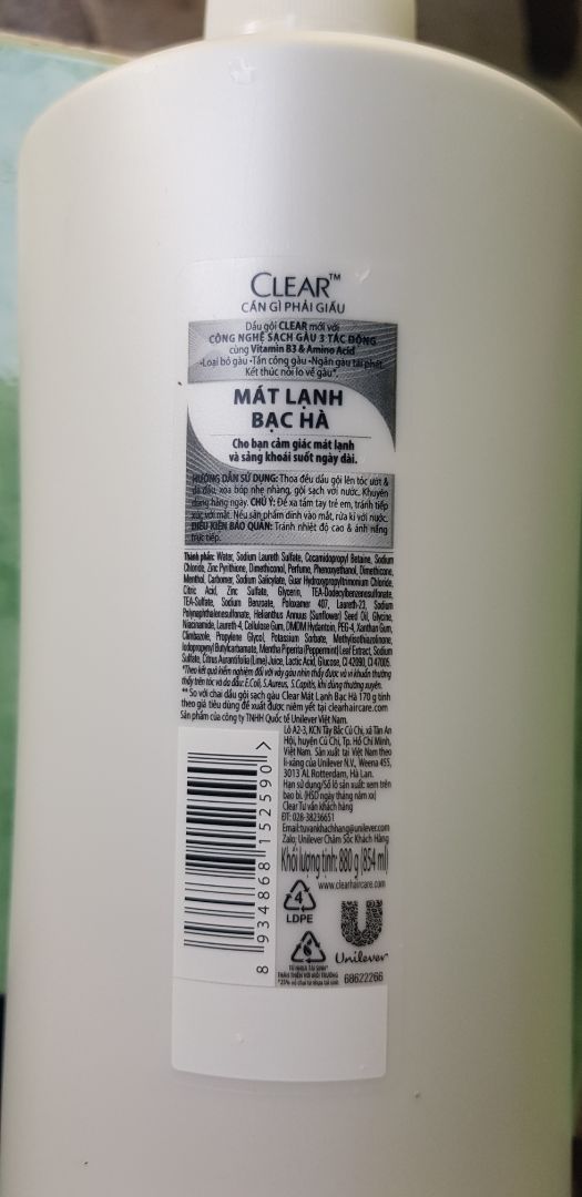gội clear thì cũng là huyền thoại rồi ko nói làm gì nói chung là đáng tiền và giao đúng hẹn. Trong mùa dịch thì đó là điều thêm sao :))) Giá mình mua sale nên còn rẻ hơn lúc mua ngaoif tiệm chai 800g thì sài cả nhà thả ga thôi.