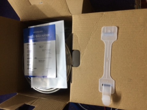 Nồi nhỏ gọn tiện dụng, thời gian nóng nhanh ok nắp kính dày đẹp, có kèm thêm vỉ nhựa hấp ok. Dây điện cứng cáp chắc chắn.
Đóng gói kĩ và chắc chắn