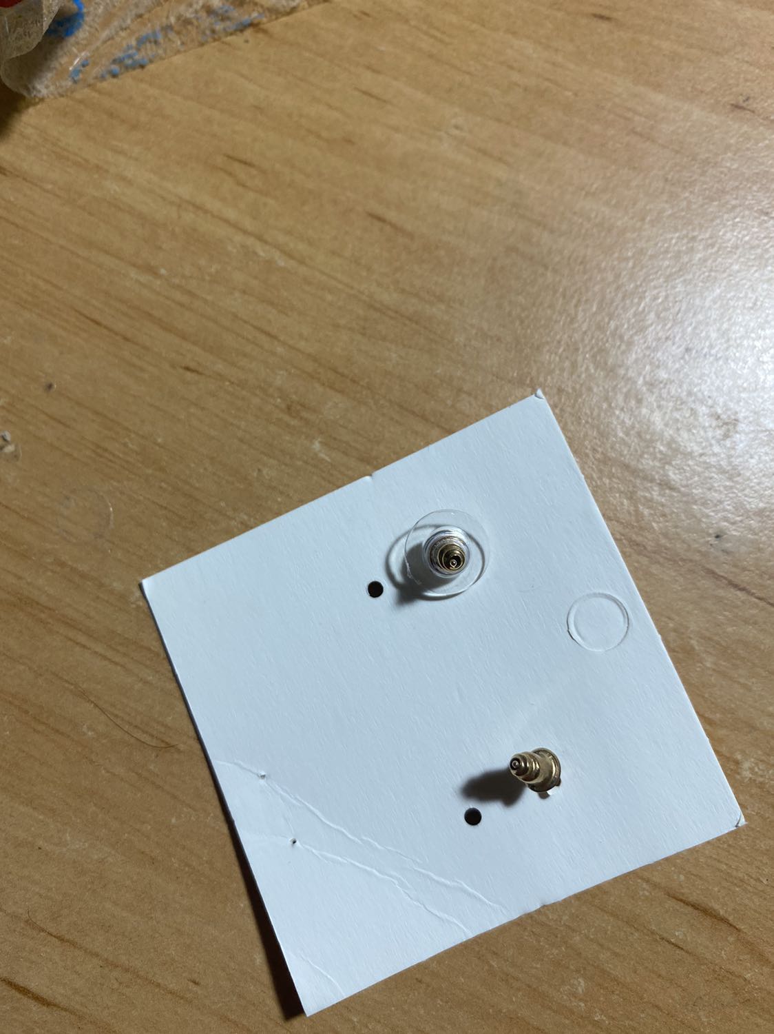 Hàng bị lỗi nên nhờ tiki check lại giúp