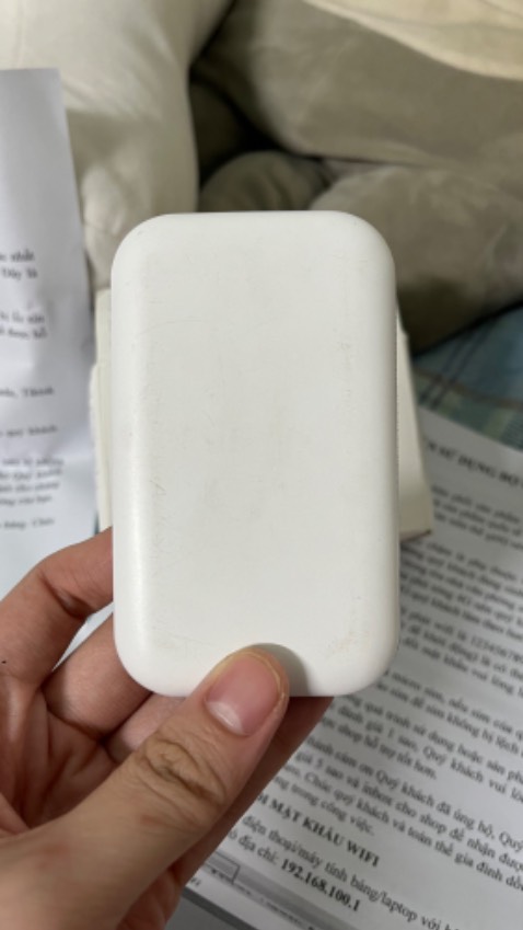 Giao sai sản phẩm. Sản phẩm giao sai thì nhìn như đã qua sử dụng. Gọi điện cho shop thì đổ lỗi cho vận chuyển. Đã yêu cầu hoàn hàng trả lại tiền . Rất tệ.