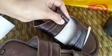 Chất da ko ổn , ko biết có bền ko, dùng 1 thời gian mới biết dc Chất da ko ổn , ko biết có bền ko, dùng 1 thời gian mới biết dc