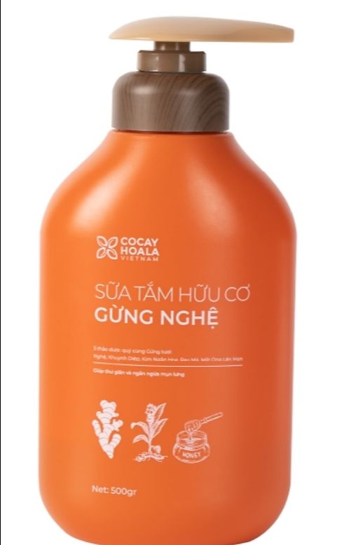 Sản phẩm tắm giúp ấm cơ thể, không nhờn rít, thoáng da. Tuy nhiên, mùi gừng và nghệ đi chung thì với mình mùi hơi khó chịu một xíu.