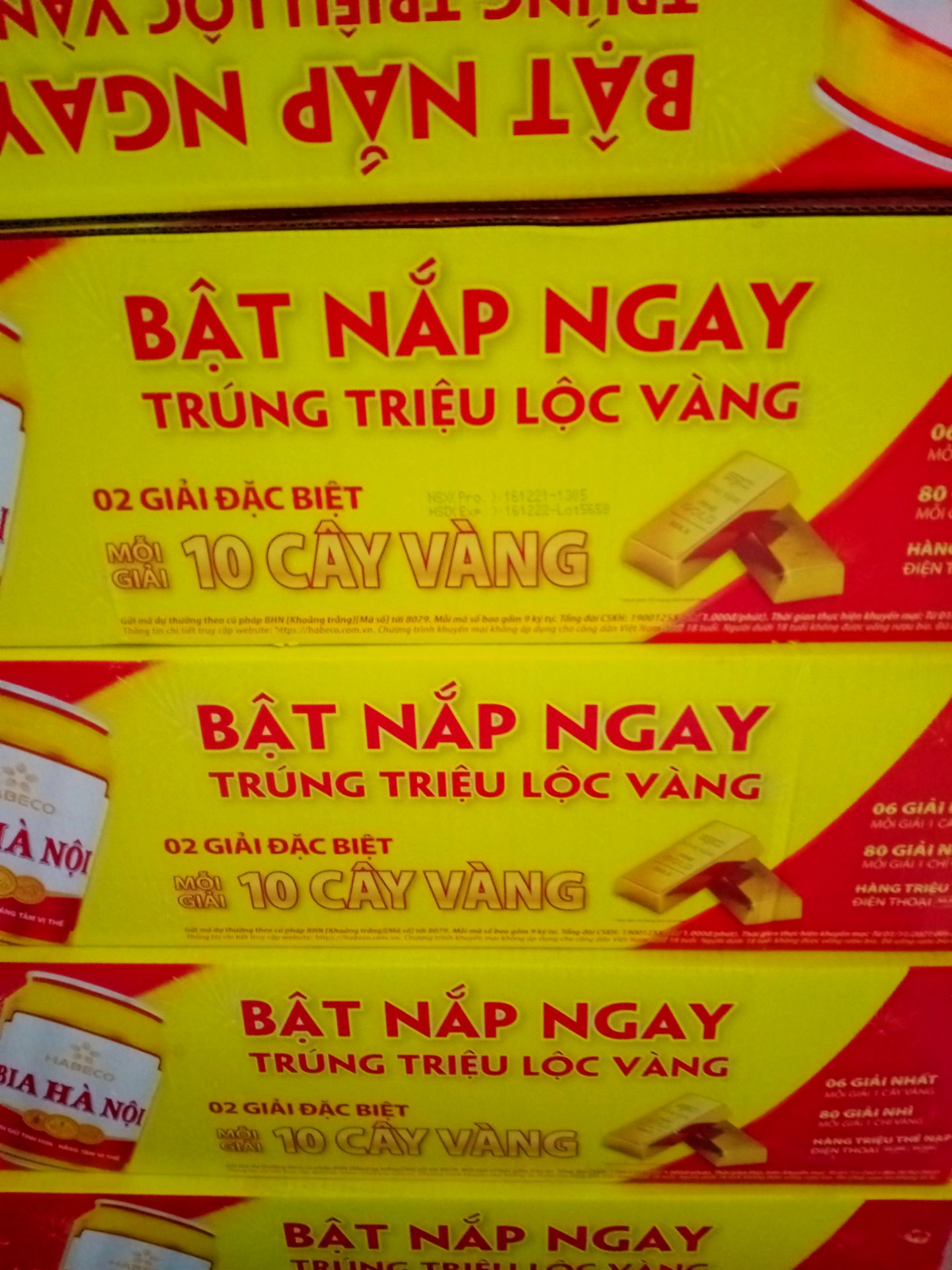 Nhân viên giao rất nhiệt tình, đóng gói cẩn thận, được tặng thêm áo và lì xì đẹp. ủng hộ shop.