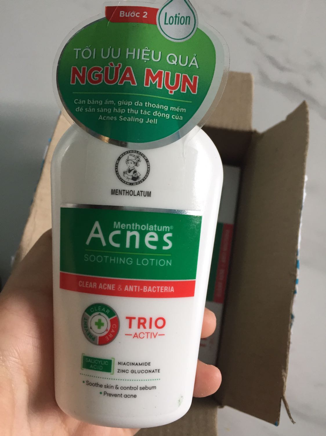 Mình mua chung vơid lọ soothing lotion giúp dịu da, kháng khuẩn và rất hài lòng với shop, giao hàng nhanh nè, gói hàng siêu đẹp và chắc chắn