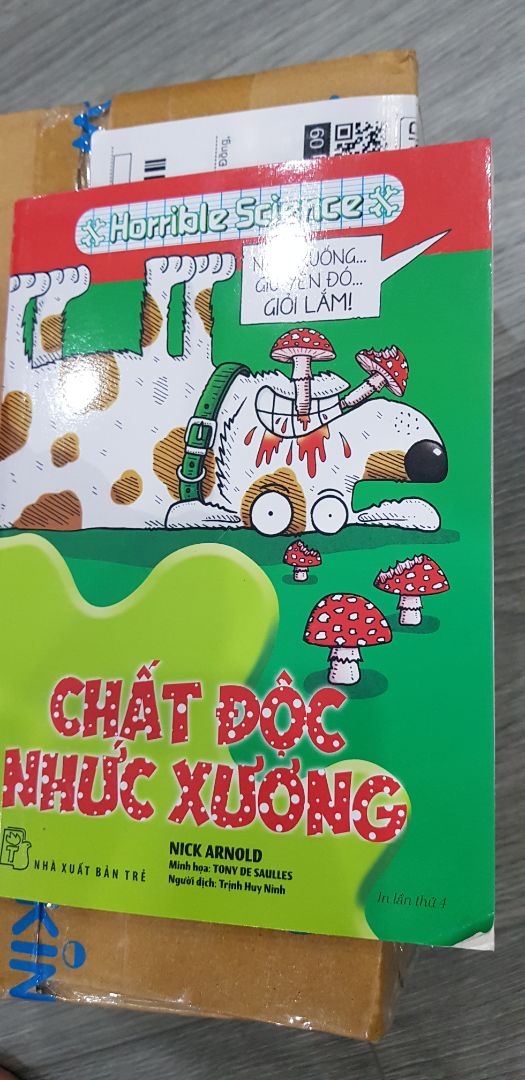 sách bị rách, bẩn, mốc, cũ đề nghị TiKi đổi hành giúp mình.